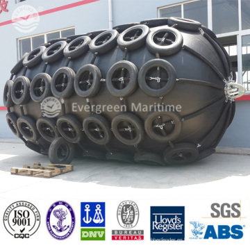 Guardabarros de goma neumáticos marinos con buenas características de construcción